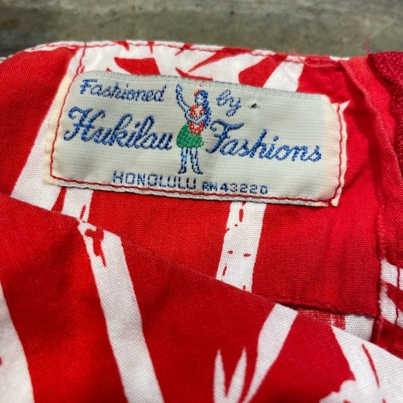 HUKILAU FASHIONS Made In Honolulu VINTAGE maxi dress n red with bamboo print - Picture 2 of 4